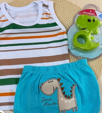 Uma seleção de roupinhas da Baby Center