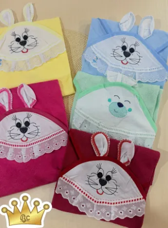 Toalhinhas bordadas da Baby Center